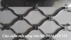 Video Sản xuất cửa cuốn mắt võng INOX 304